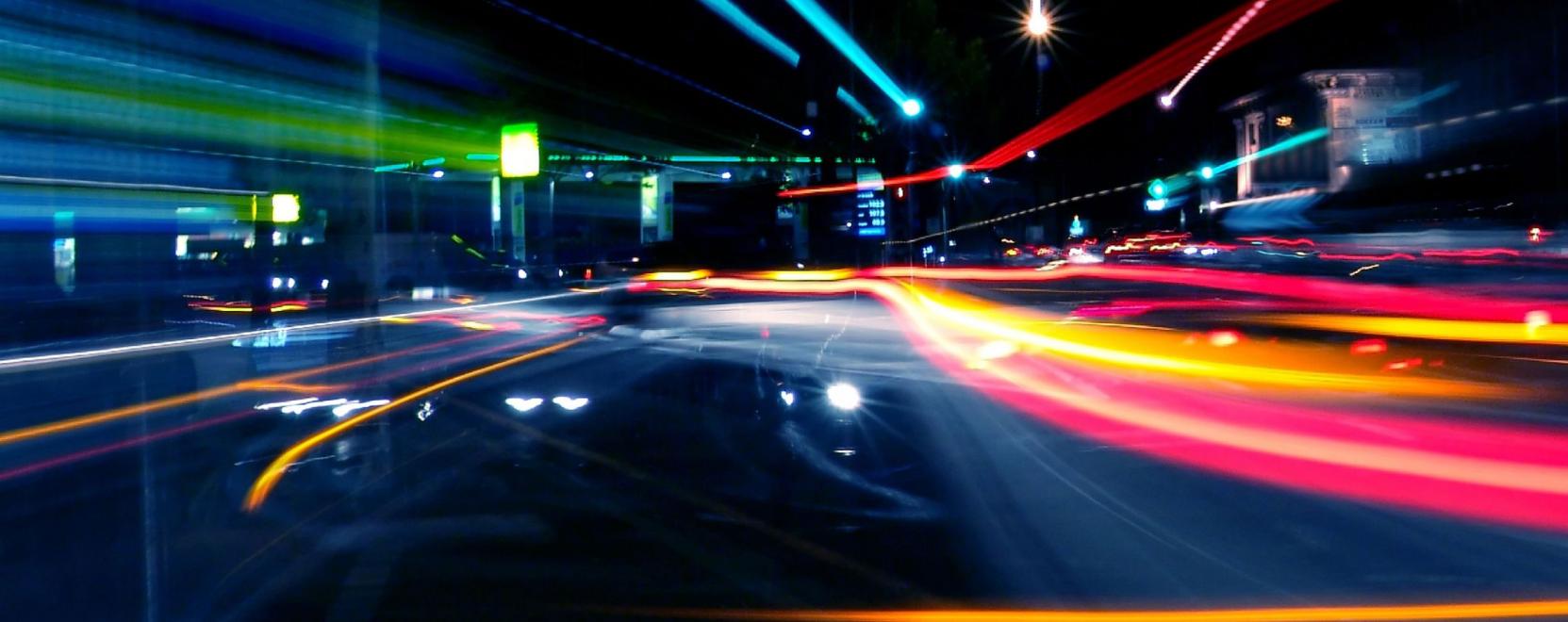 Intelligens l&aacute;mpaoszlopokat telep&iacute;tettek Budapesten