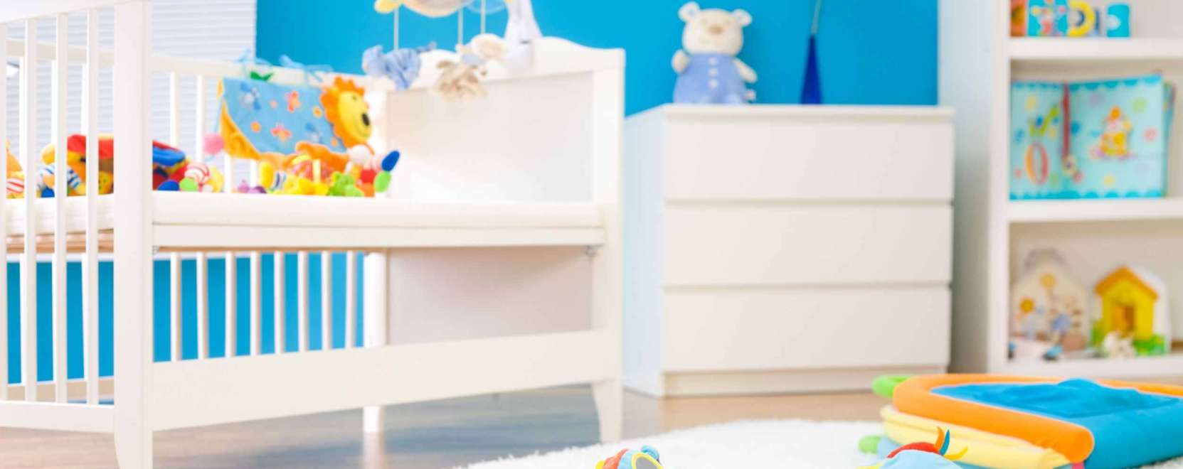 &Aacute;ll&iacute;t&oacute;lag sz&uuml;lők&iacute;m&eacute;lő az okosb&eacute;biőr 