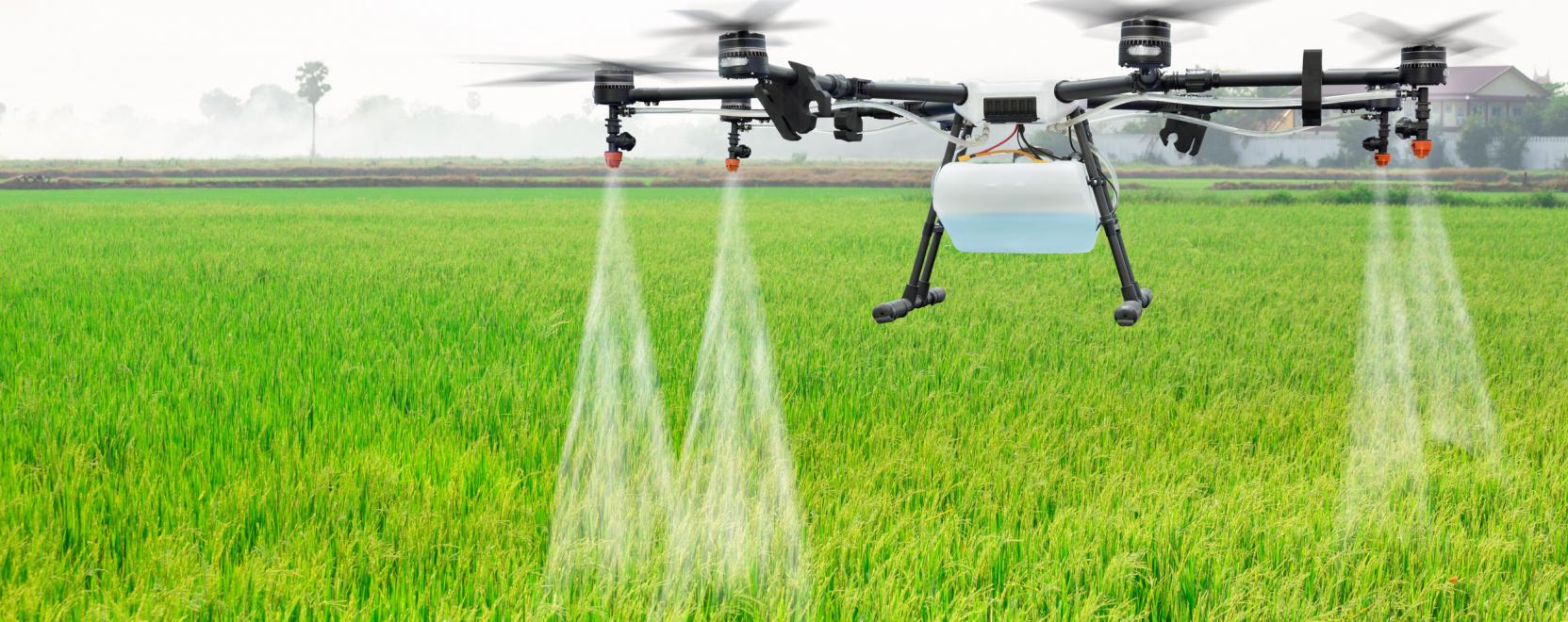 A dr&oacute;nok is vonz&oacute;bb&aacute; tehetik a sz&aacute;nt&oacute;f&ouml;ldi munk&aacute;t