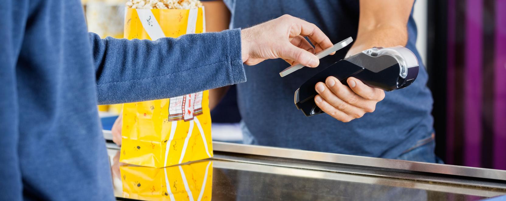 &Ouml;t &eacute;ven bel&uuml;l NFC-vel fizet a vil&aacute;g