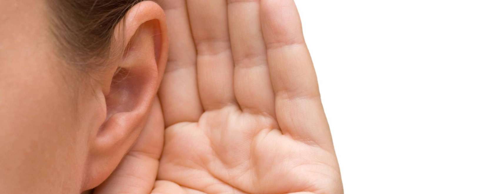 Áttörés jöhet a hallókészülékeknél – beszállt az Apple