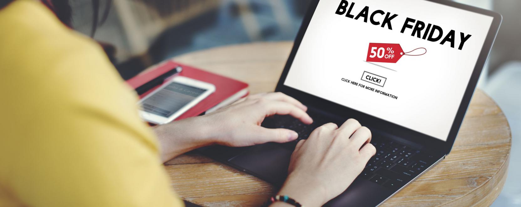 Vigy&aacute;zzon, a csal&oacute;k is k&eacute;sz&uuml;lnek a Fekete P&eacute;ntekre!