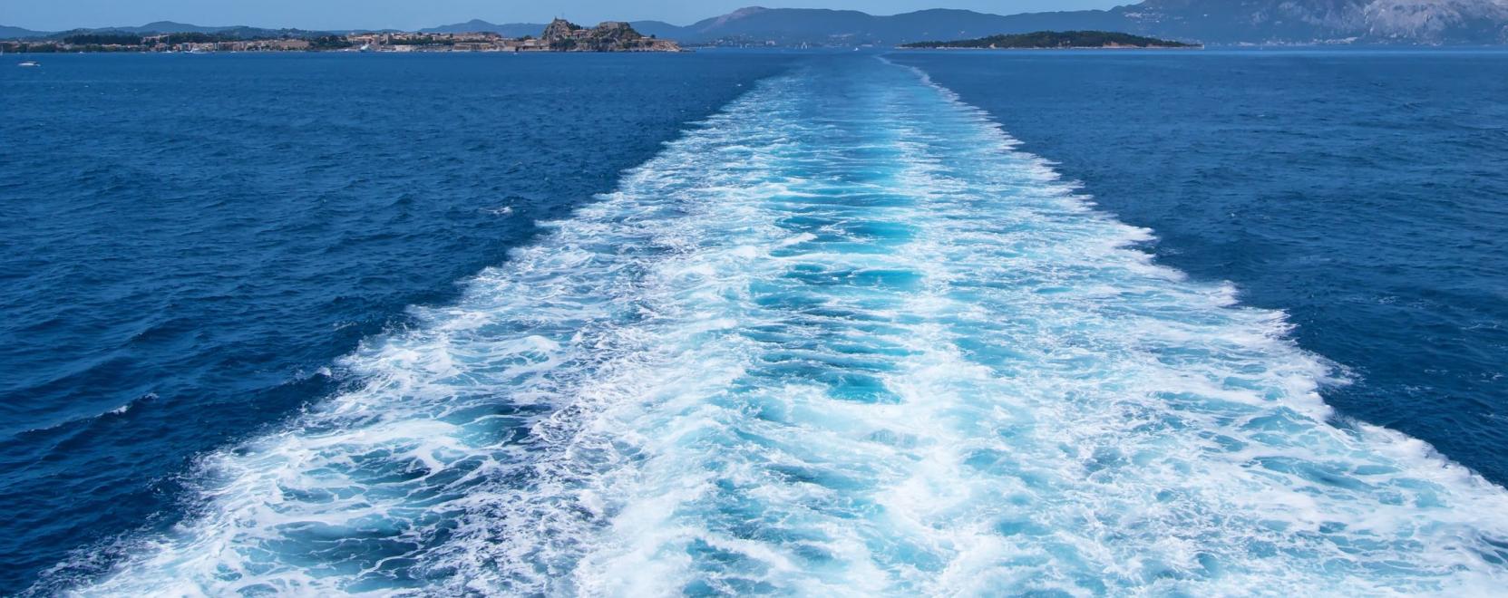 &Aacute;tt&ouml;r&eacute;st jelentő k&iacute;s&eacute;rlet az auton&oacute;m haj&oacute;z&aacute;sban