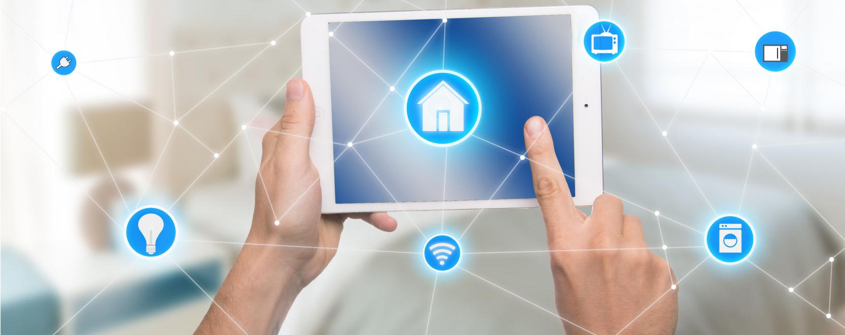 Kock&aacute;zatok &eacute;s mell&eacute;khat&aacute;sok az otthonok "felokos&iacute;t&aacute;s&aacute;n&aacute;l"