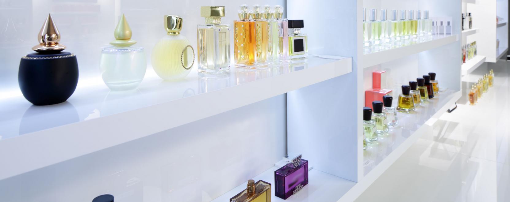 Mesters&eacute;ges intelligencia a parf&uuml;m&ouml;k vil&aacute;g&aacute;ban