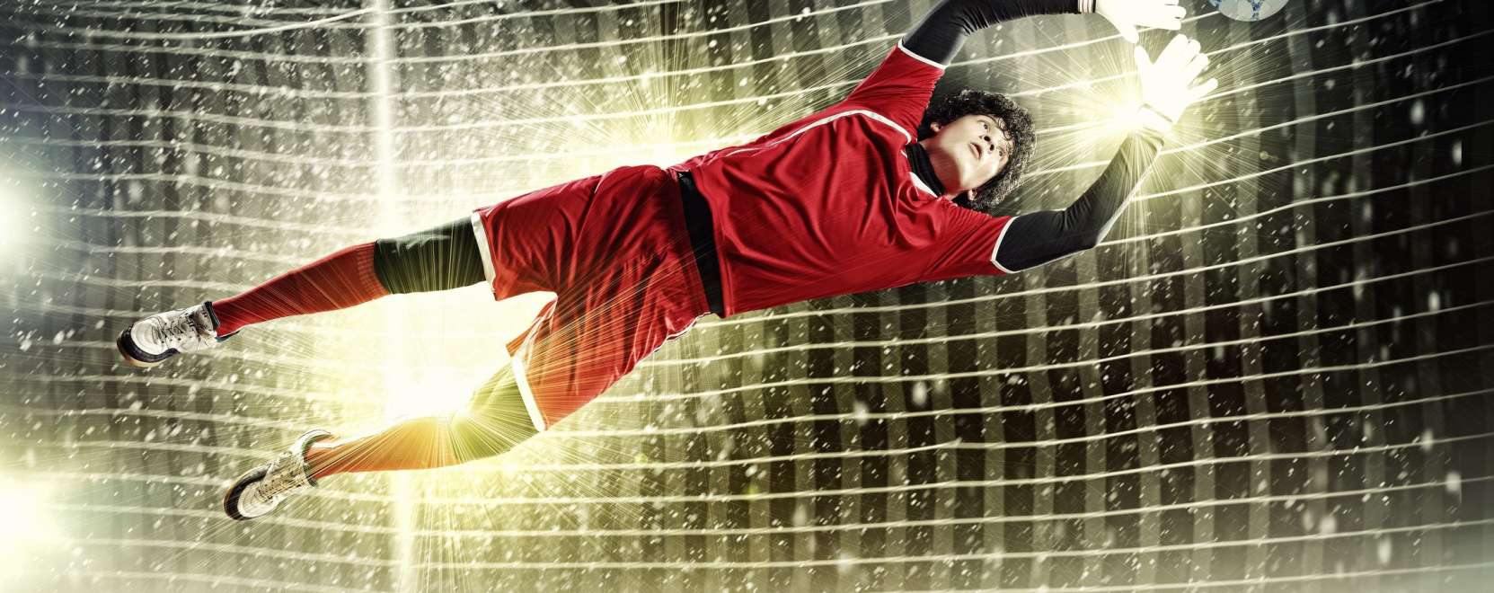 Focirajong&oacute;k figyelem! Itt az OptimEye G5