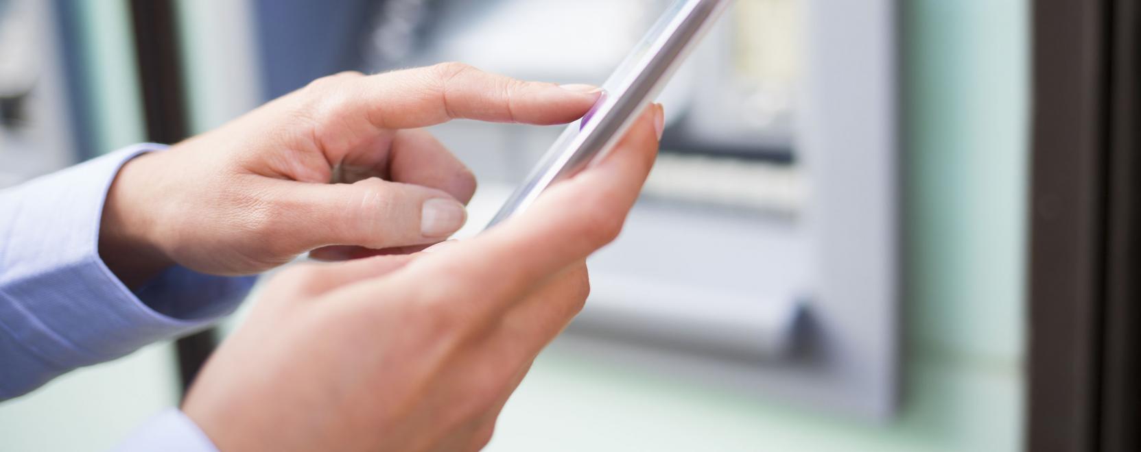 K&eacute;szp&eacute;nzfelv&eacute;t bankk&aacute;rtya n&eacute;lk&uuml;l? M&aacute;r idehaza is lehets&eacute;ges