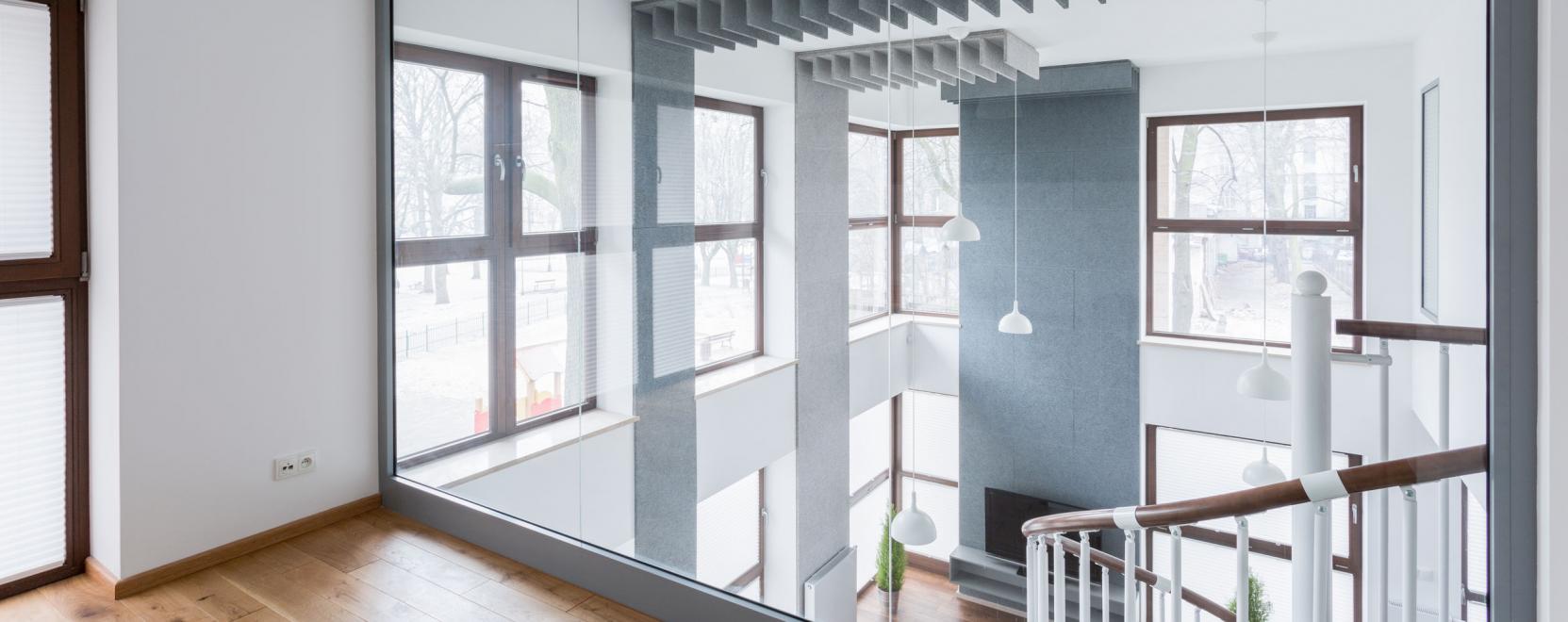 Az okost&uuml;kr&ouml;k bek&ouml;lt&ouml;znek a sz&aacute;llod&aacute;kba &eacute;s az otthonokba