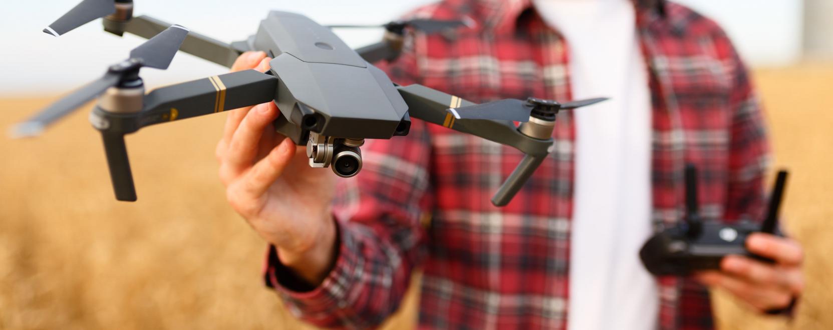 Elsők k&ouml;z&ouml;tt: dr&oacute;nkezelő k&eacute;pz&eacute;s indult az &Oacute;budai Egyetemen