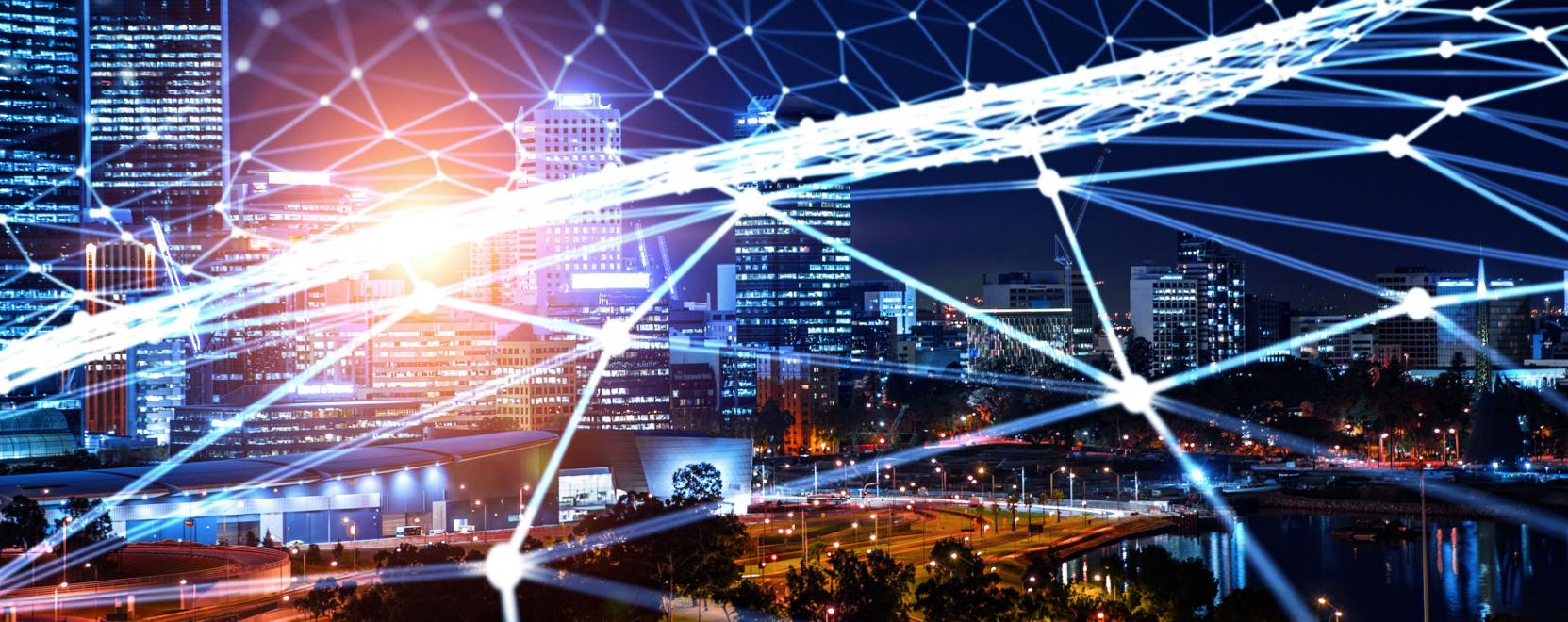 Okosv&aacute;rost &eacute;p&iacute;t a Google