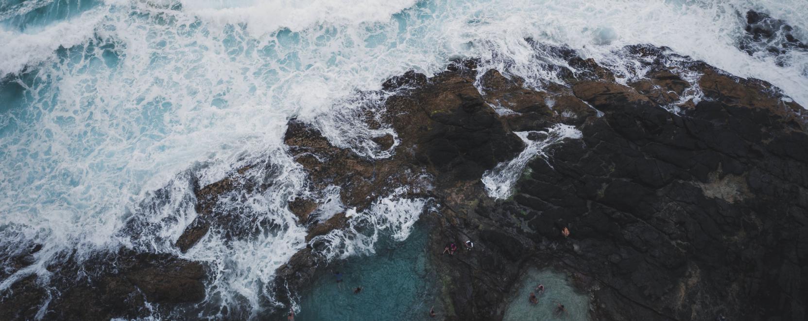 Dr&oacute;nok seg&iacute;thetnek a briteknek a ment&eacute;sben