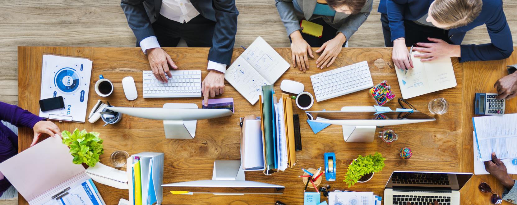 A munkahelyi &eacute;letet is &aacute;tform&aacute;lja az IoT-technol&oacute;gia