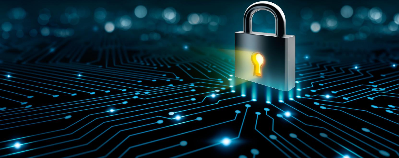 Jobban f&eacute;l&uuml;nk az online szolg&aacute;ltat&oacute;kt&oacute;l, mint a hackerektől