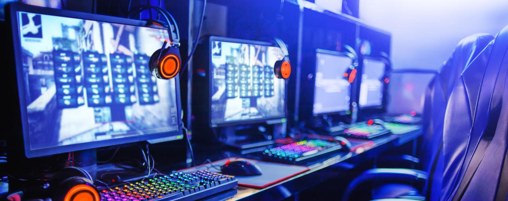 M&aacute;r hivat&aacute;sos e-sportol&oacute;kat is k&eacute;peznek K&iacute;n&aacute;ban