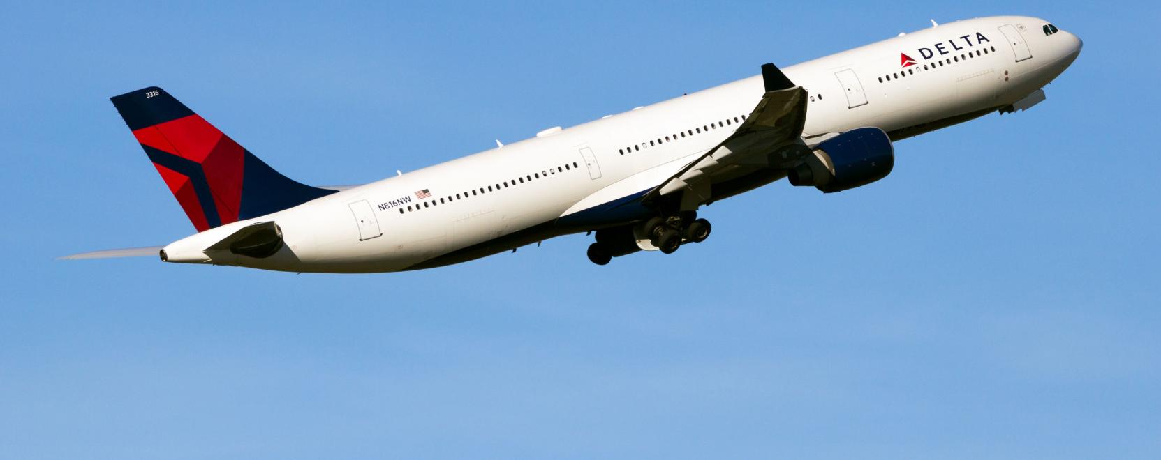 Ingyen wifit tesztel j&aacute;ratain a Delta Air Lines