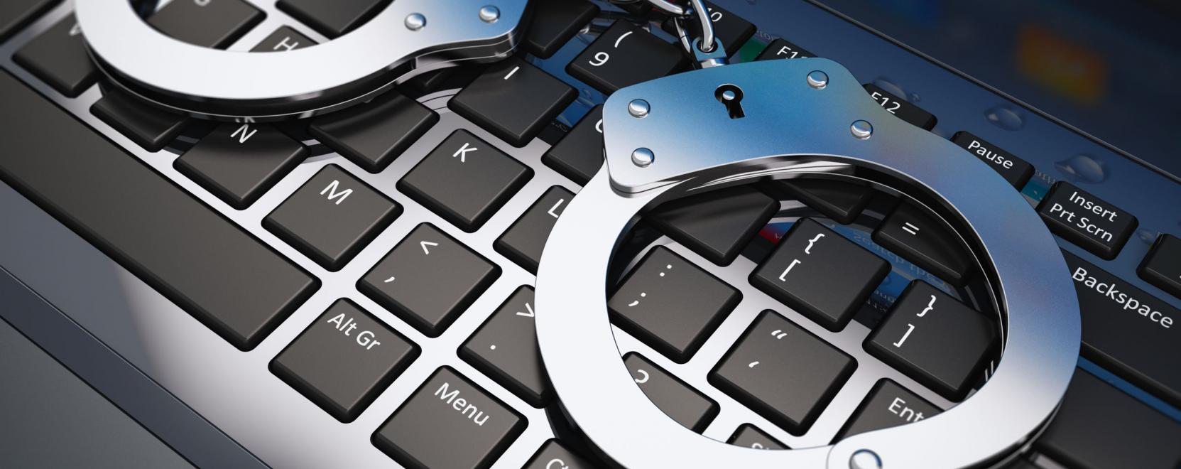 Szoftverfriss&iacute;t&eacute;s miatt nem műk&ouml;dtek a nyomk&ouml;vetők