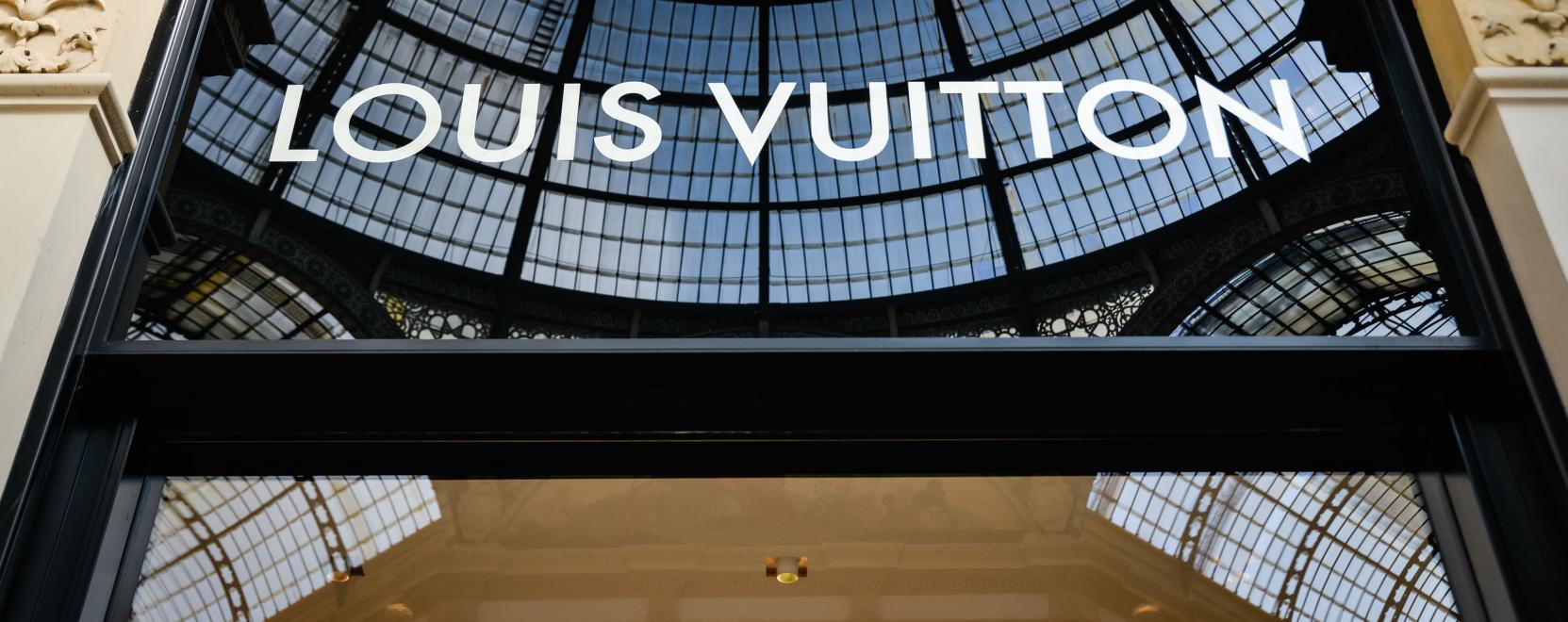 Flexibilis kijelzők dobj&aacute;k fel a Louis Vuitton t&aacute;sk&aacute;it