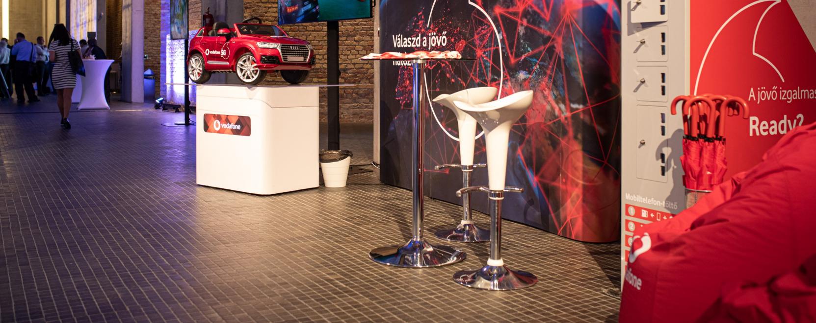 A Vodafone 5G dem&oacute;val mutatta be a j&ouml;vőt