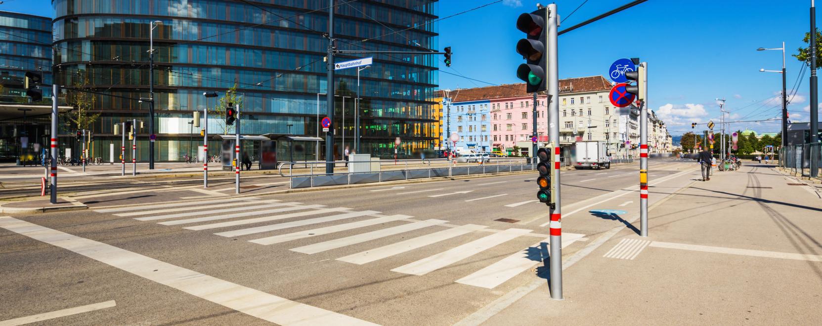 Gondolatolvas&oacute;k lesznek a b&eacute;csi k&ouml;zleked&eacute;si l&aacute;mp&aacute;k?
