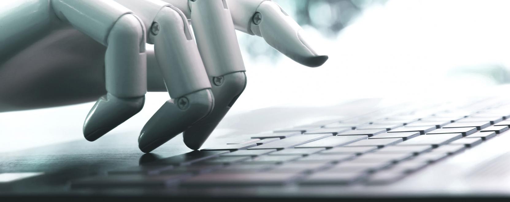 Hamarosan robotok &iacute;rnak majd helyett&uuml;nk?