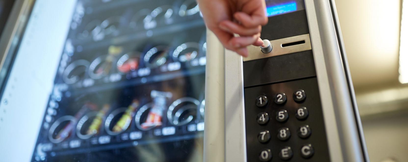 &Aacute;ruautomat&aacute;k: versenyt&aacute;rsat kap a Magyar Posta