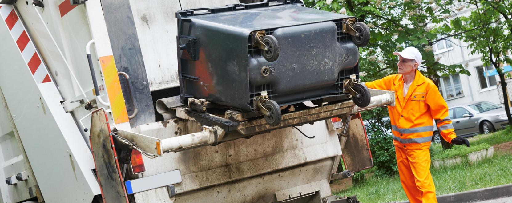 Fenntarthat&oacute;s&aacute;g: &ouml;nt&ouml;z&eacute;s &eacute;s hullad&eacute;kkezel&eacute;s okosan