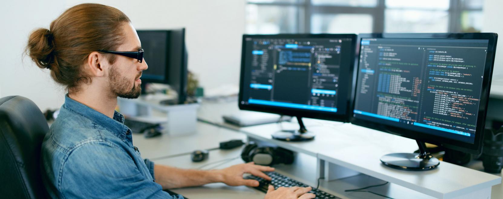 Tű a sz&eacute;nakazalban &ndash; G&eacute;pi tanul&aacute;ssal az adathal&aacute;szok ellen