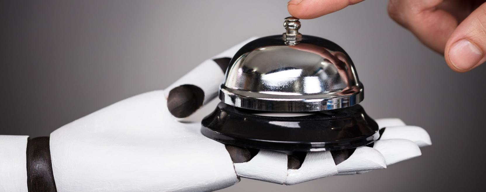 Felszolg&aacute;l&oacute; robotmacsk&aacute;t mutattak be a CES-en