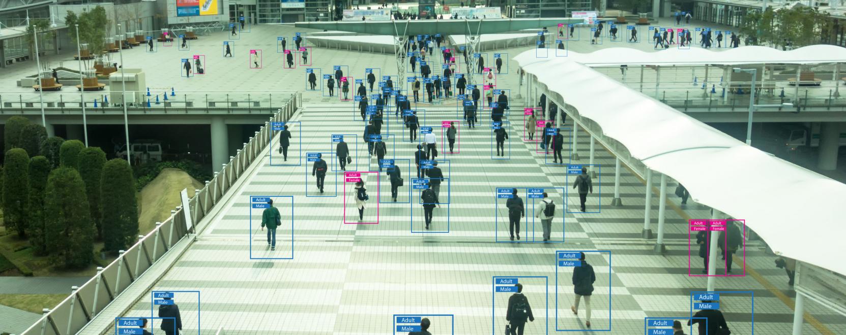 Bevetik a val&oacute;s idejű arcfelismer&eacute;st a londoni rendőr&ouml;k