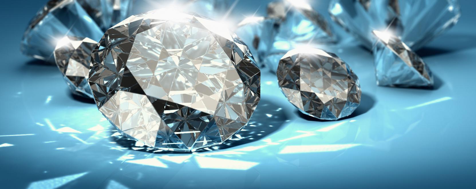 T&uuml;nd&ouml;k&ouml;lj&ouml;n okos&eacute;kszerekben!