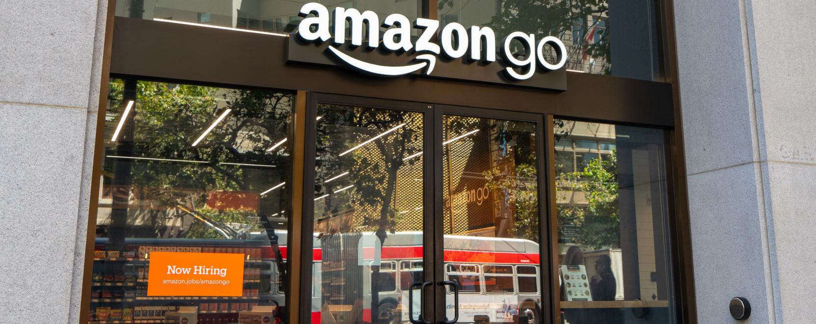 Dupl&aacute;n kasz&aacute;l az Amazon a p&eacute;nzt&aacute;r n&eacute;lk&uuml;li boltokon
