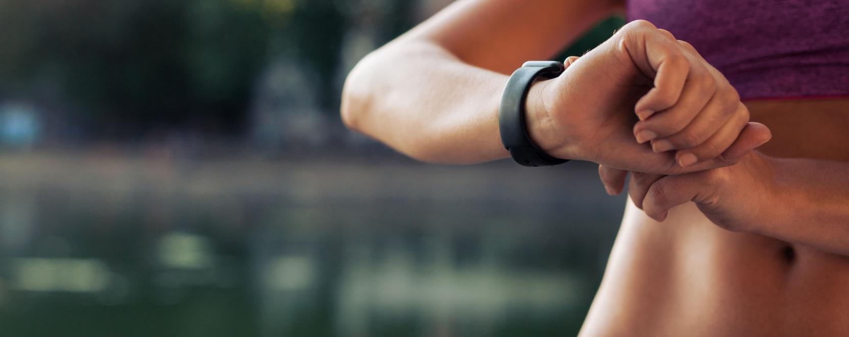 Fitbit Charge 4: a be&eacute;p&iacute;tett GPS az egyik nagy dob&aacute;s