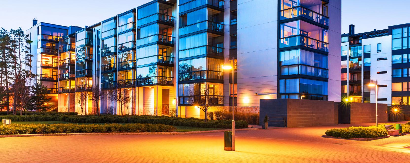 Mikor lesz v&eacute;ge a p&eacute;nznyelő &eacute;p&uuml;letek kor&aacute;nak?