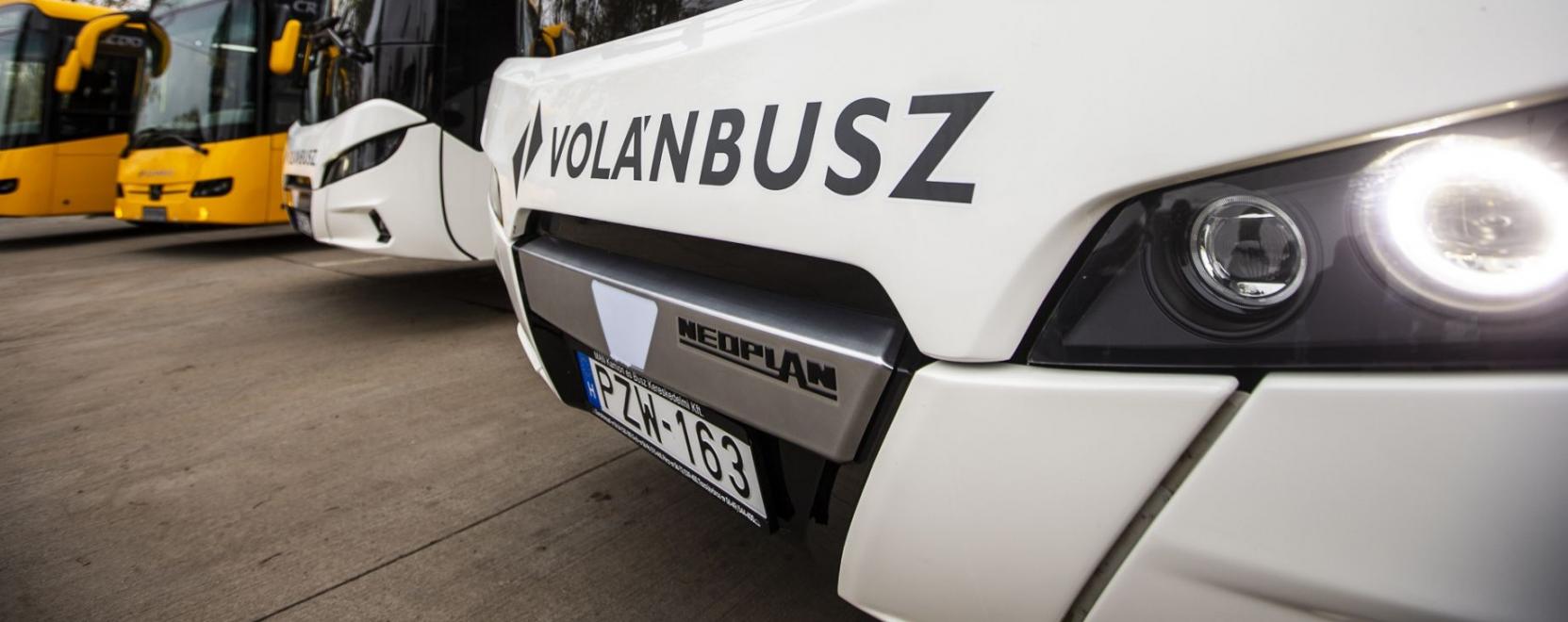 Bev&aacute;lt az okos tankol&aacute;s a Vol&aacute;nbuszn&aacute;l