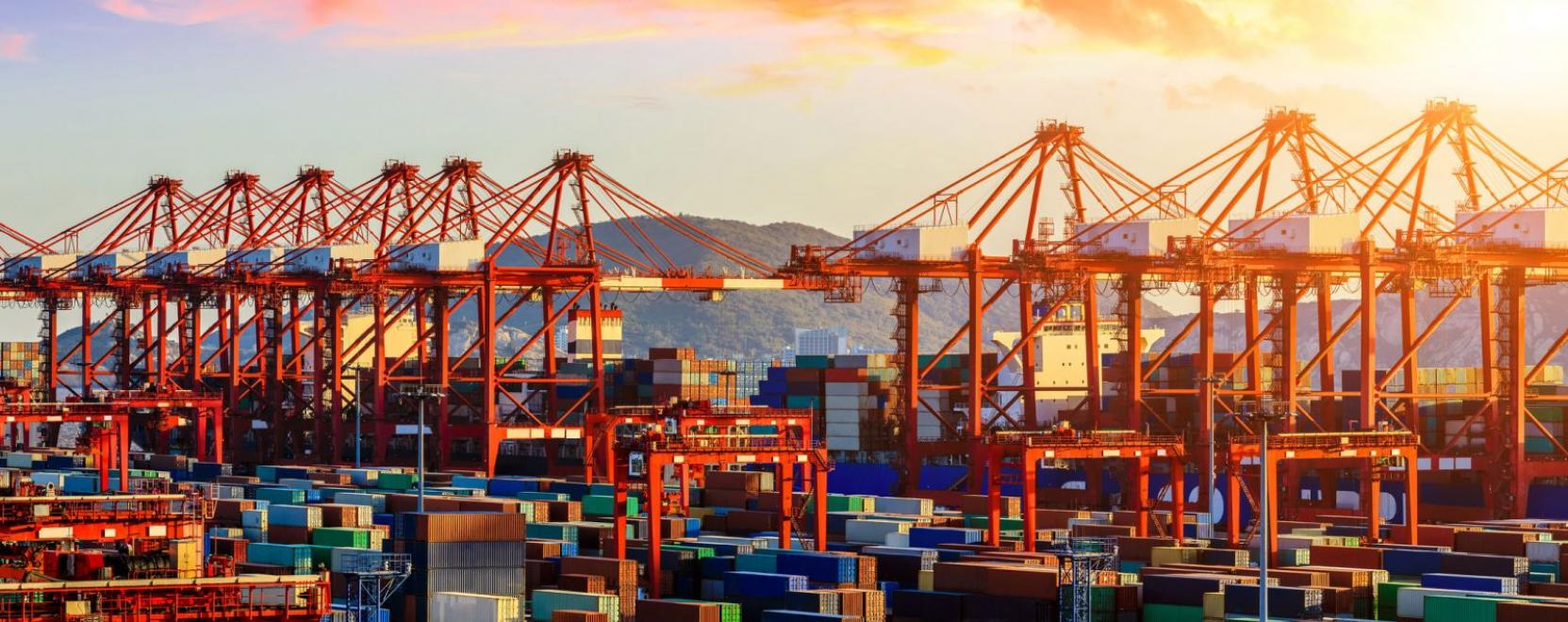 1400 futballp&aacute;lya nagys&aacute;g&uacute; az intelligens ipari park