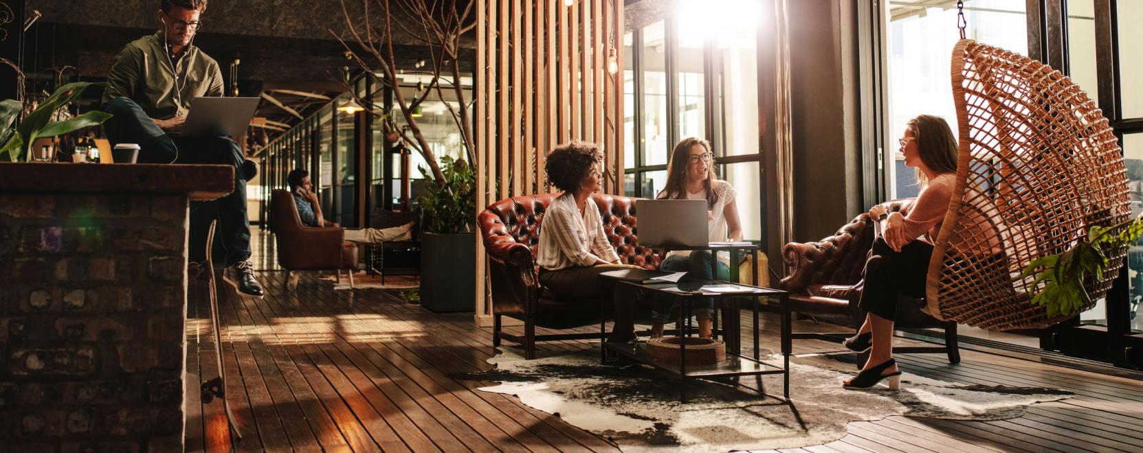 Milyen &aacute;ron lehet j&aacute;rv&aacute;nybiztos az okosiroda?