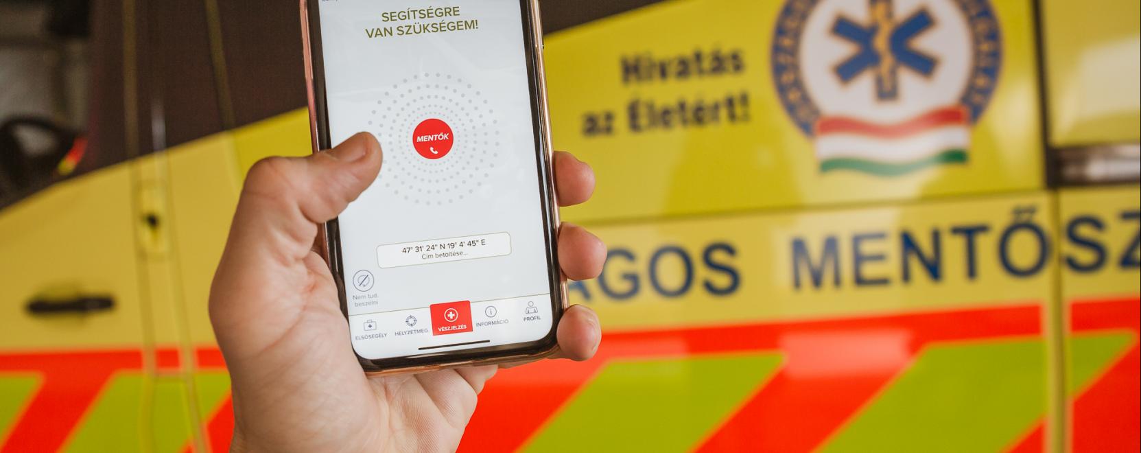 Seg&iacute;ts&eacute;g a bajban: chatbottal bőv&uuml;l az &Eacute;letMentő applik&aacute;ci&oacute;
