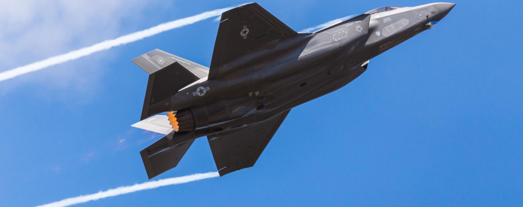 A mesters&eacute;ges intelligenci&aacute;t is beveti az USA l&eacute;giflott&aacute;ja