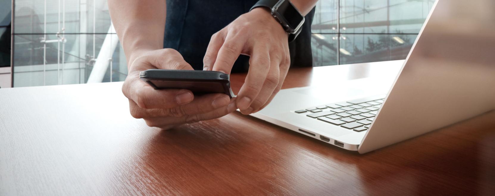 Ennyit telefon&aacute;ltunk &eacute;s netezt&uuml;nk a koronav&iacute;rus hat&aacute;s&aacute;ra