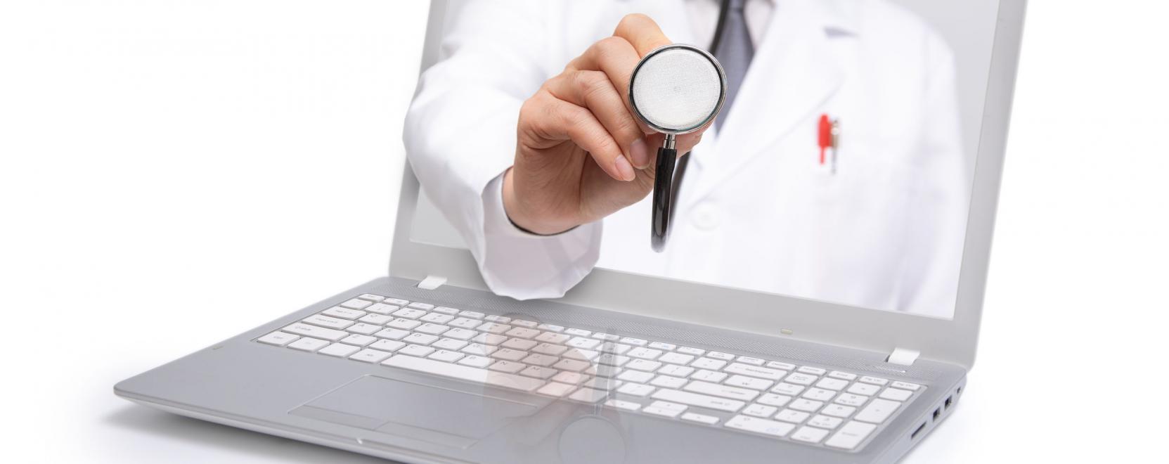 IoMT: intelligens technol&oacute;gi&aacute;val a j&aacute;rv&aacute;ny ellen