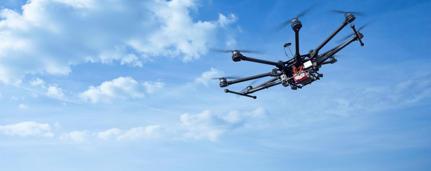 &Uacute;jabb versenyző a dr&oacute;nos kisz&aacute;ll&iacute;t&aacute;si piacon