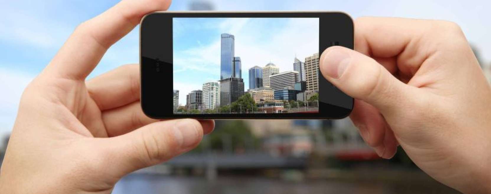 Okosv&aacute;rosok &ndash; &Uacute;ton a cs&uacute;cs fel&eacute;