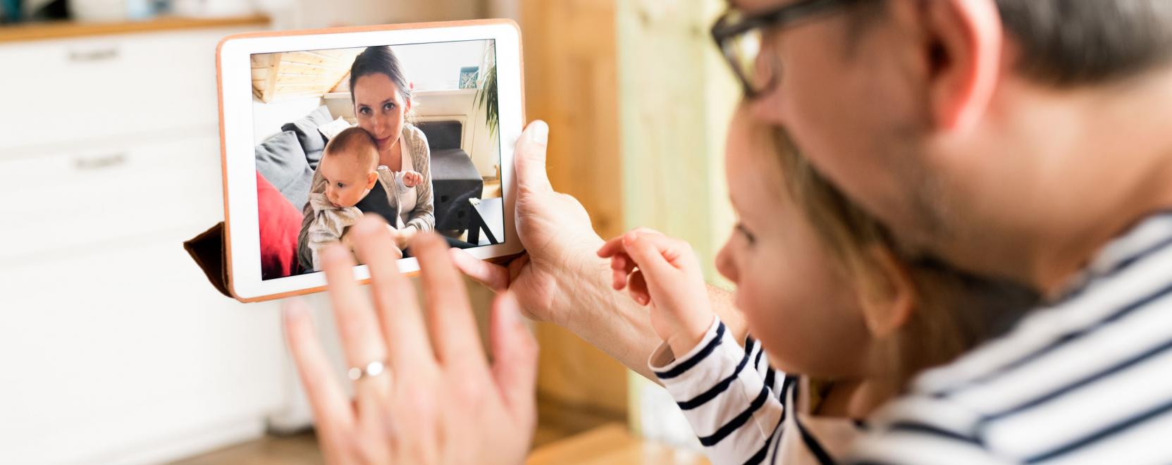 Digit&aacute;lis t&eacute;r: &iacute;gy &eacute;rt&eacute;kelőd&ouml;tt fel az online kommunik&aacute;ci&oacute;