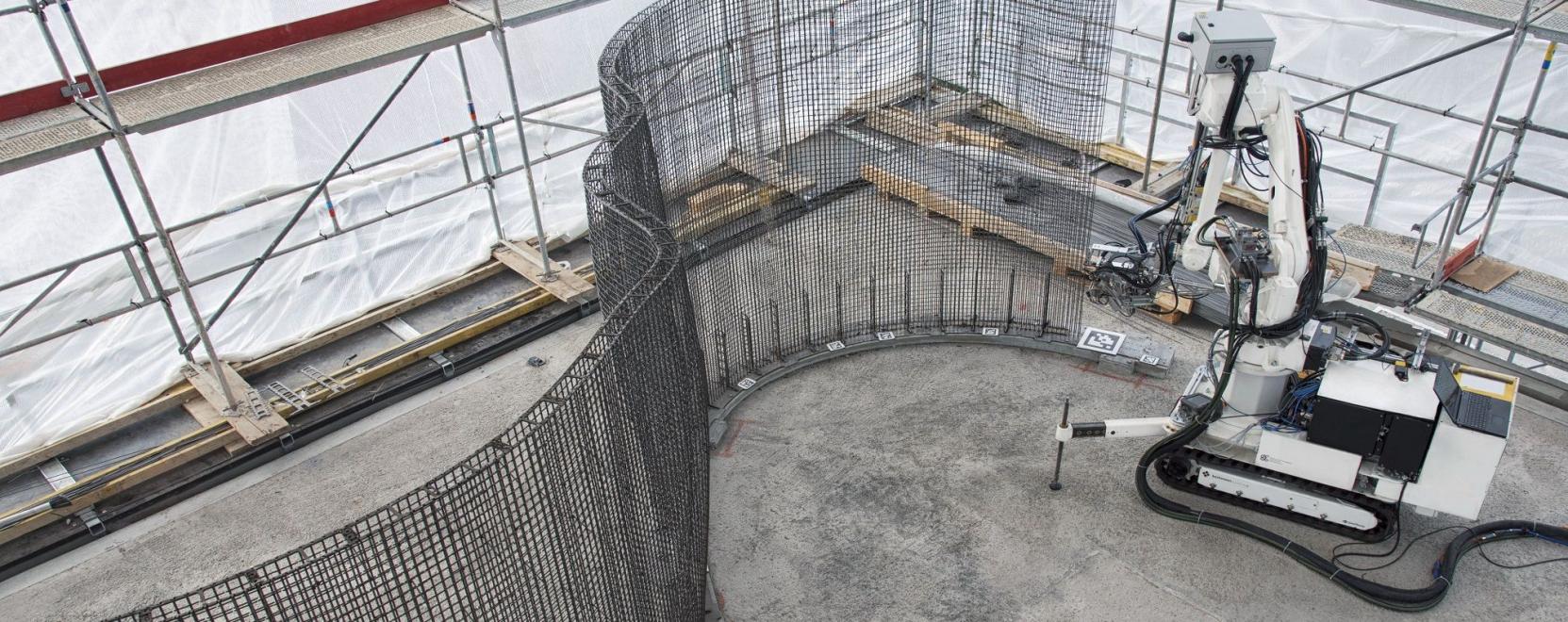 Munkaerőhi&aacute;ny: a robotok hozhatnak &aacute;tt&ouml;r&eacute;st az &eacute;p&iacute;tőiparban