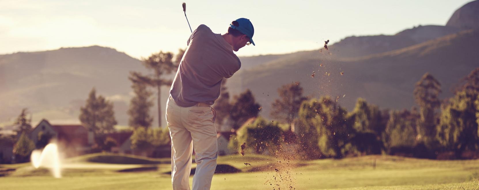 Virtu&aacute;lis gyorstalpal&oacute;: &iacute;gy golfozhat otthon