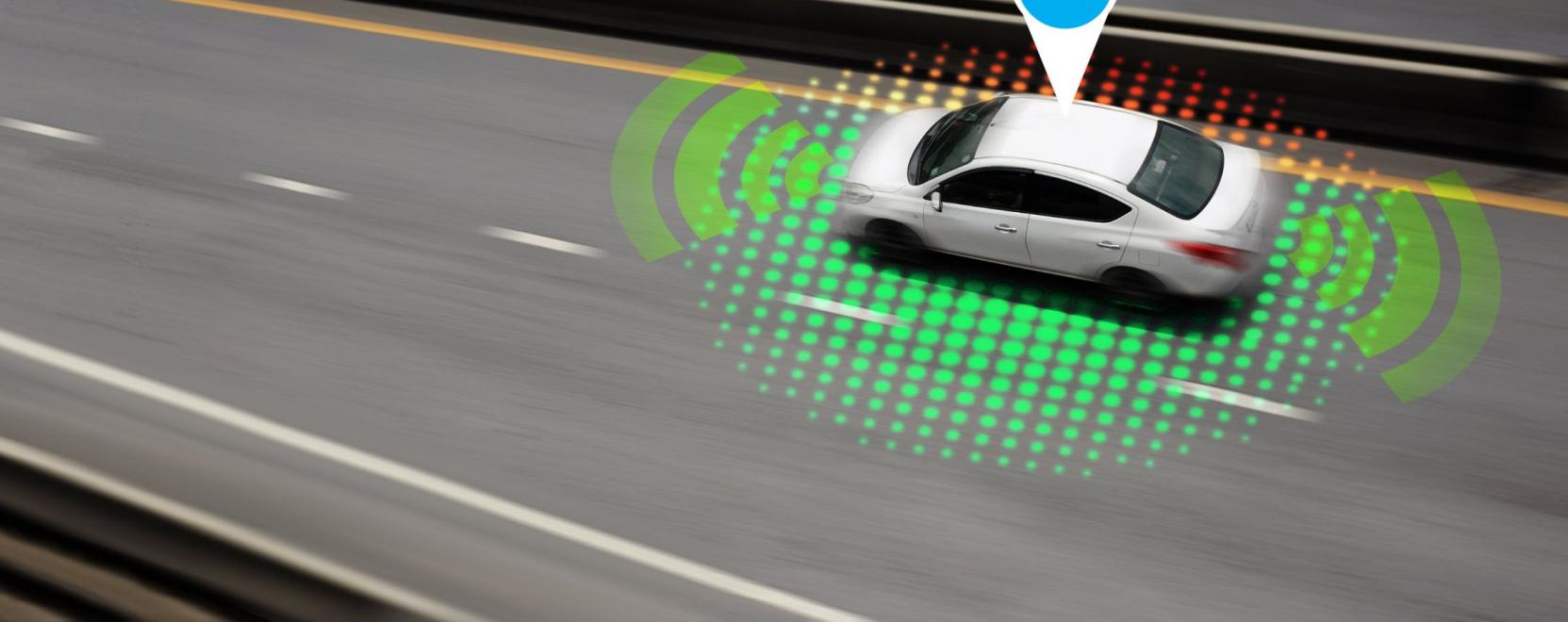 &Uacute;ton a robotaut&oacute;k fel&eacute;: vezet&eacute;st&aacute;mogat&aacute;st&oacute;l az &ouml;nvezet&eacute;sig