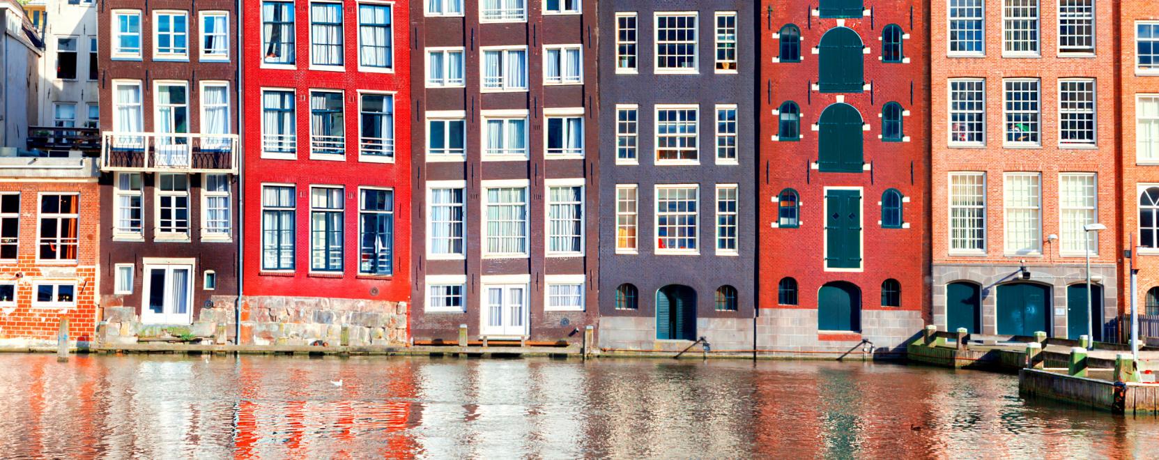 &Ouml;nvezető robotaxik j&aacute;rj&aacute;k Amszterdam v&iacute;zi &uacute;tjait