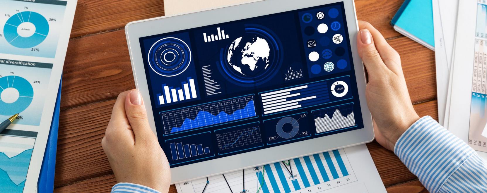 F&oacute;kuszban az eg&eacute;szs&eacute;gipar &eacute;s a digit&aacute;lis gazdas&aacute;g