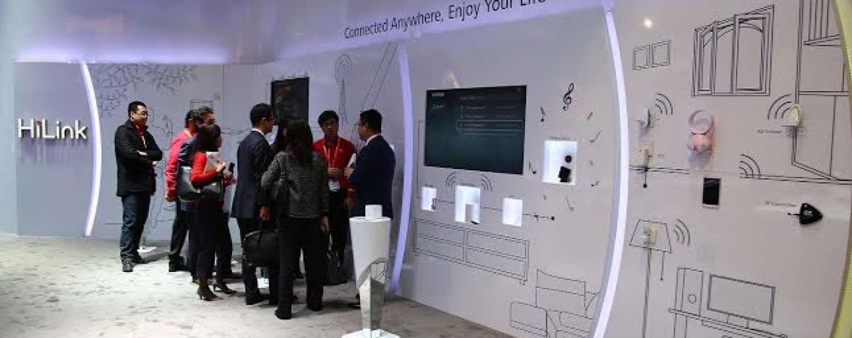 A Huawei is bedobta mag&aacute;t az idei CES-en 