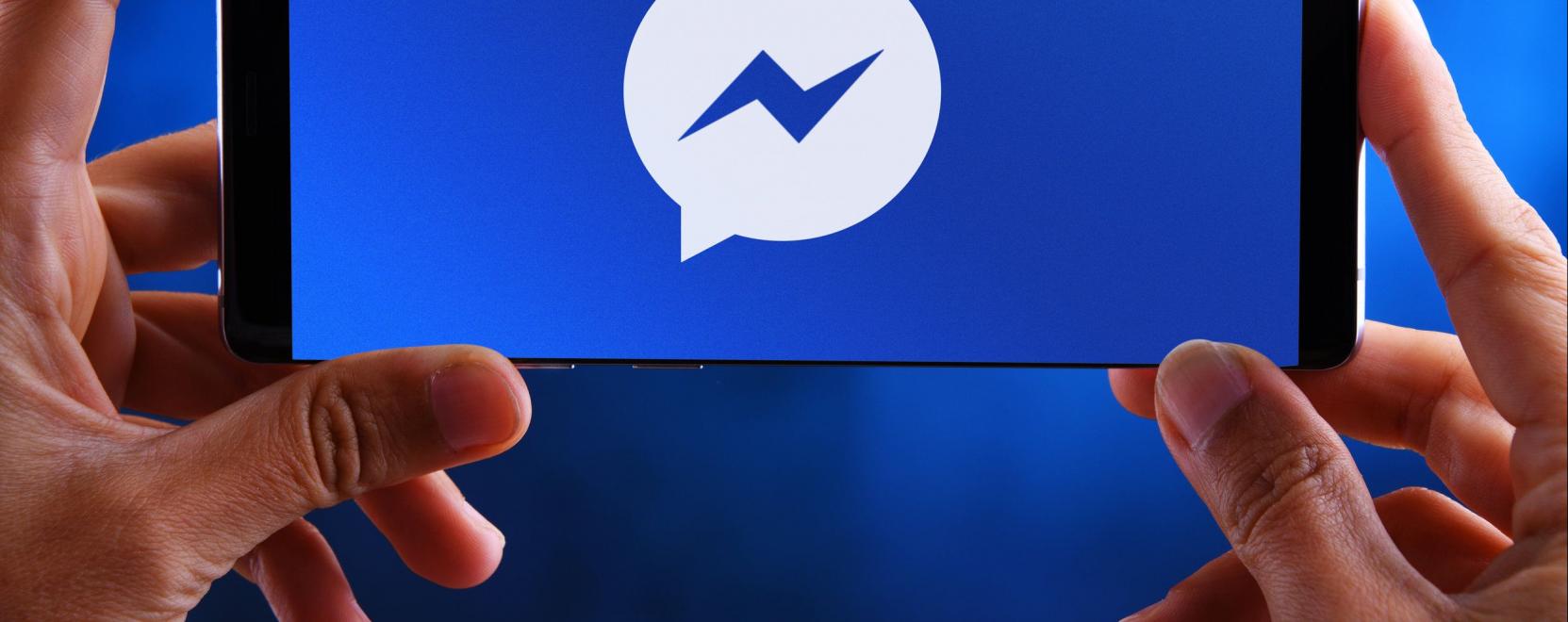 A j&ouml;vőben m&aacute;r csetelni is lehet a Ray-Ban okosszem&uuml;veg&eacute;vel